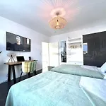 公寓 Mona Lisa 24h-check-in, 4 Pers, Balkon, Parkplatz 布伦瑞克